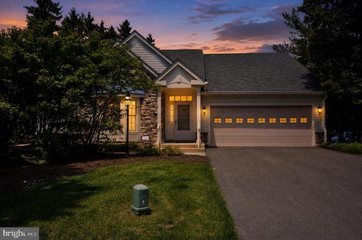 Photo of 12 Fringe Tree Court, Princeton NJ