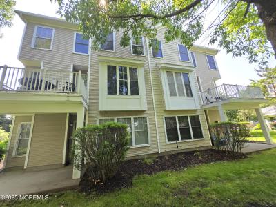 Photo of 3 Great Beds Way, South Amboy NJ