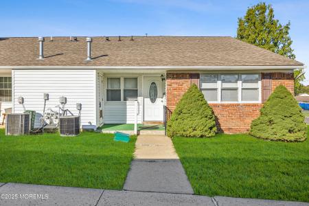 Photo of 11 Maine Court, Matawan NJ