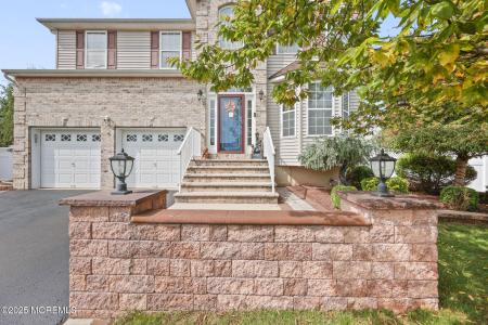 Photo of 60 Eddington Lane