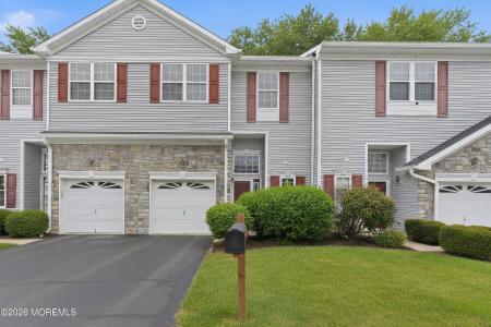 Photo of 35 harbor bay circle 384, laurence harbor