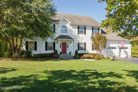 Photo of 33 Samantha Circle