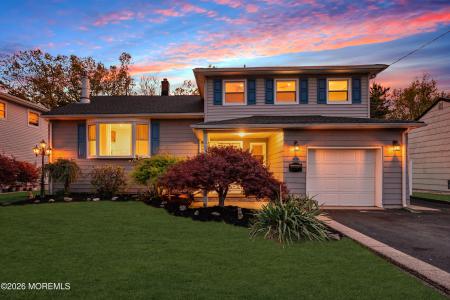 Photo of 17 Hollywood Drive