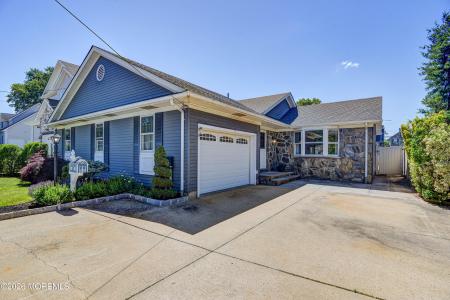 Photo of 94 Mccutcheon Avenue, Sayreville NJ