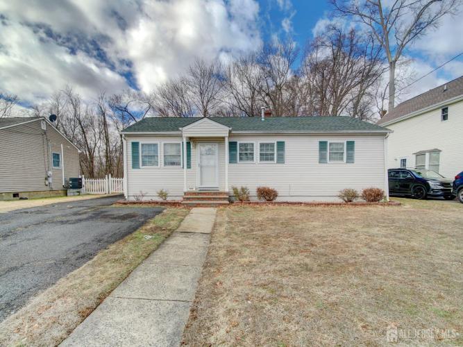 Photo of 123 3rd Street, Middlesex NJ