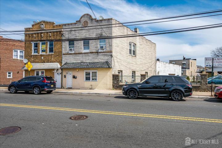 Photo of 768-B State Street, Perth Amboy NJ