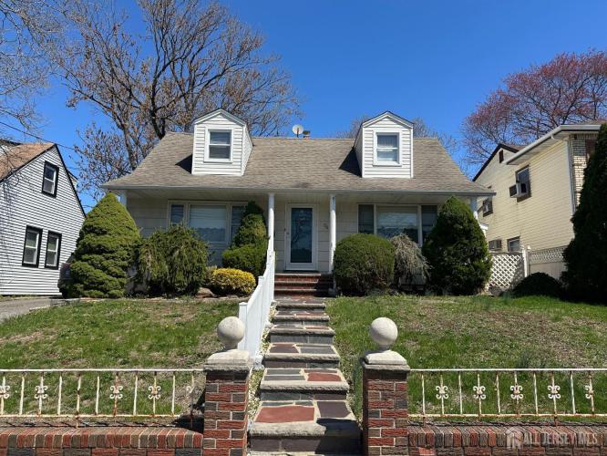 Photo of 68 Grand Avenue