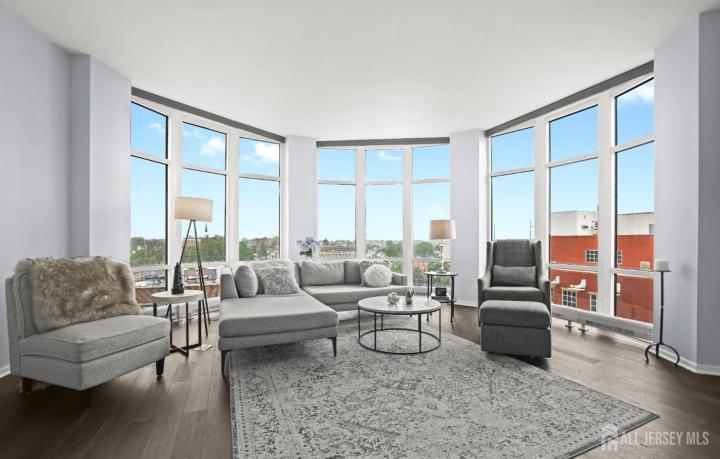 Photo of 20 Livingston Avenue 601