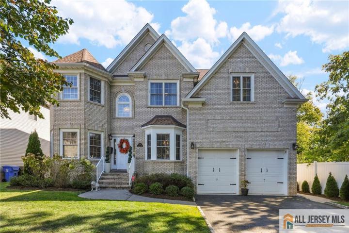 Photo of 5 Elizabeth Court, Colonia NJ