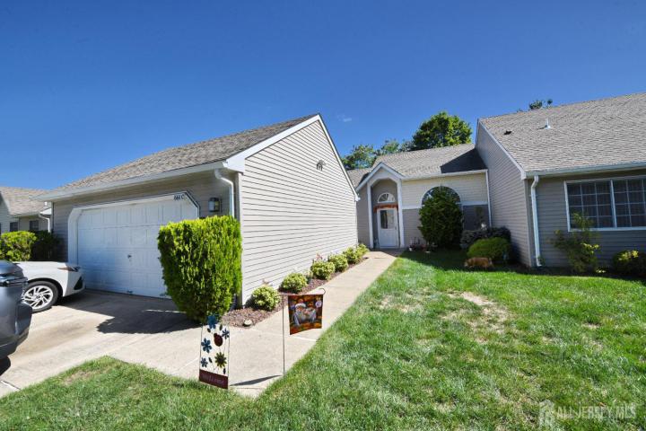 Photo of 661 Azalea Plaza C, Monroe NJ