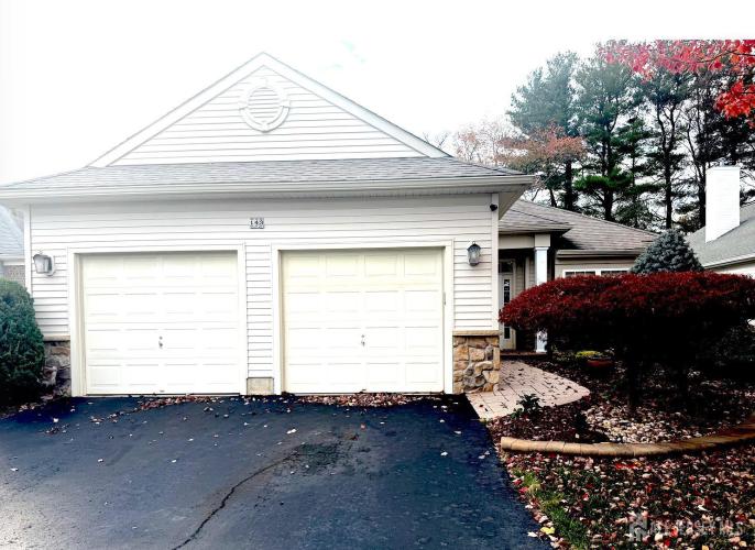 Photo of 143 Valencia Drive