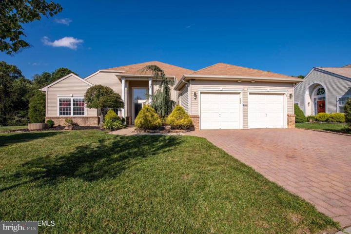 Photo of 48 Anjou Court