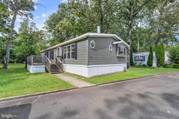 Photo of 45 Marcia Memorial Circle