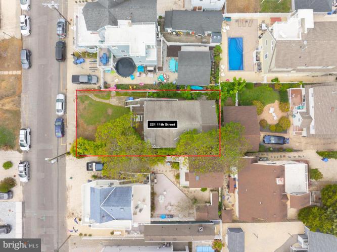 Photo of 221 11th Street, Beach Haven NJ