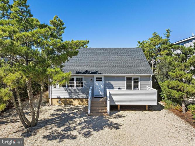 Photo of 10 Cox Avenue
