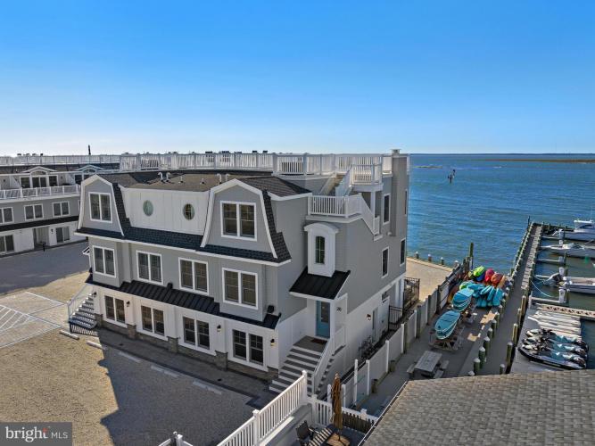 Photo of 2600 Long Beach Boulevard 20