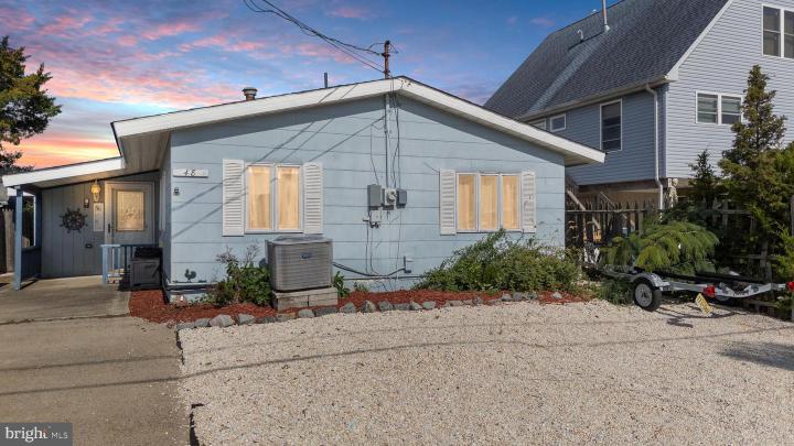 Photo of 48 W Potomac Drive