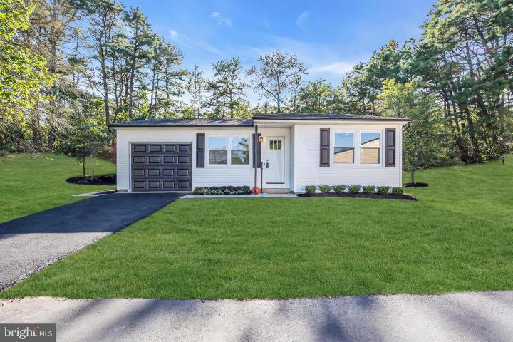 Photo of 24 Churchill Rd Sec 71, Whiting NJ