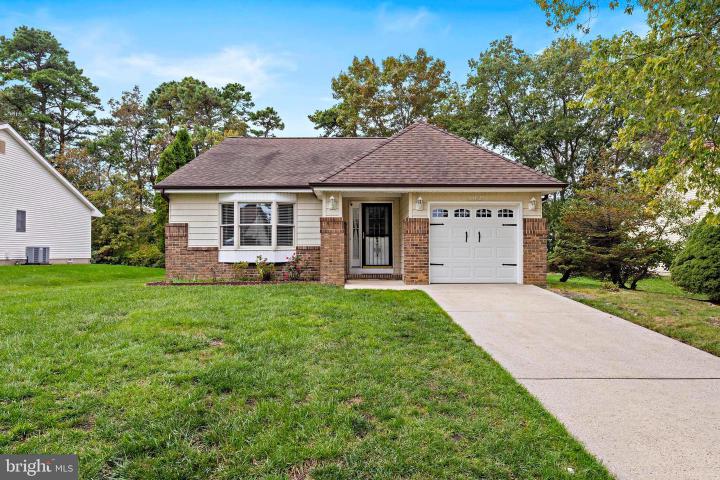 Photo of 102 Ash Road, Manahawkin NJ