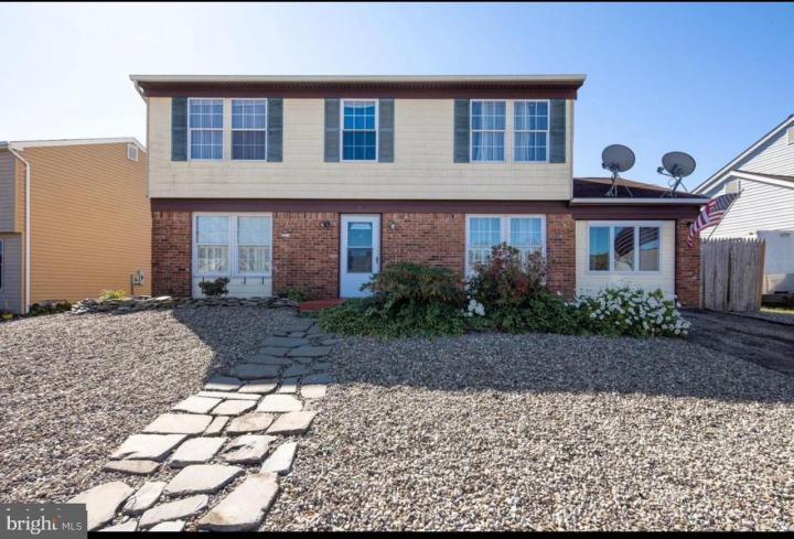 Photo of 5 Compass Lane, Barnegat NJ