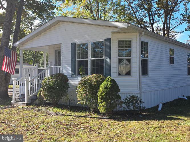 Photo of 100 Cedar Lane, Barnegat NJ