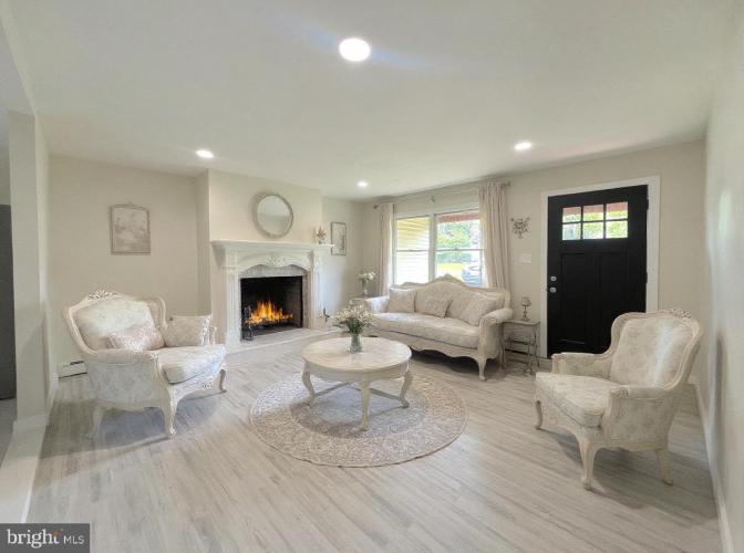 Photo of 249 Center Street