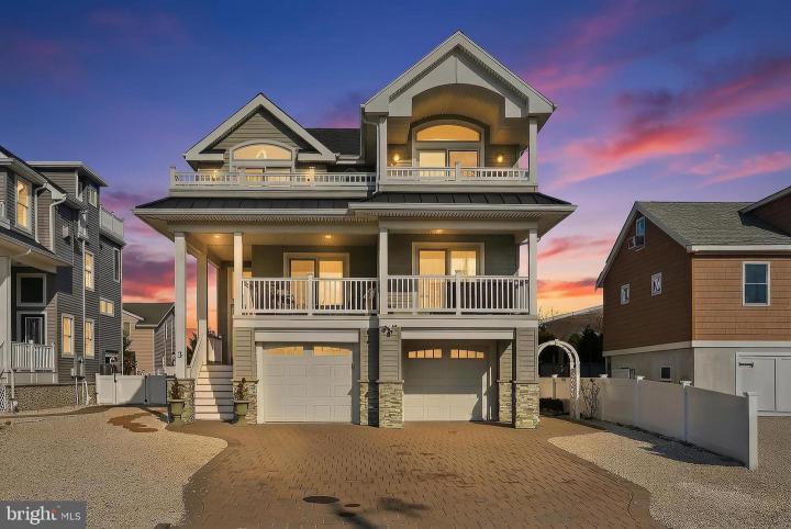 Photo of 3 W Essex Avenue