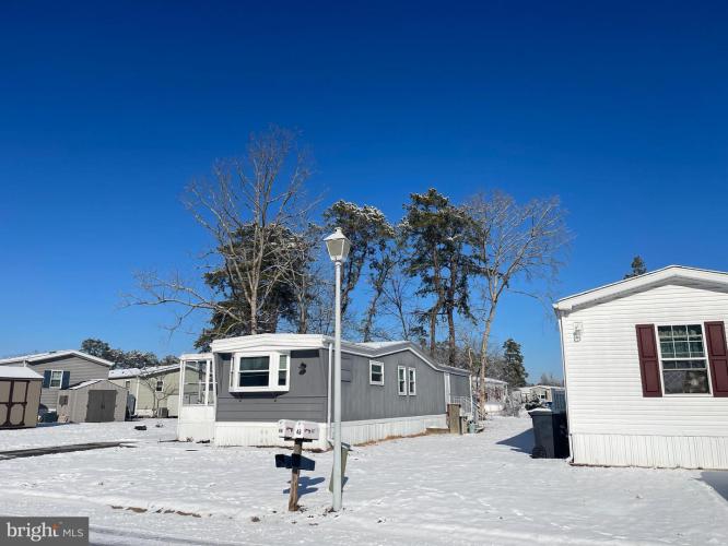 Photo of 44 Woodchuck Parkway, Whiting NJ