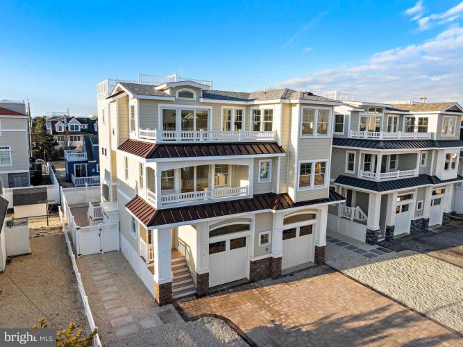 Photo of 12 E Marine Lane