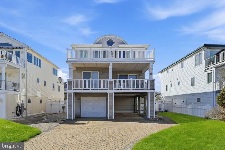 Photo of 112 W Hobart Avenue, Long Beach Township NJ