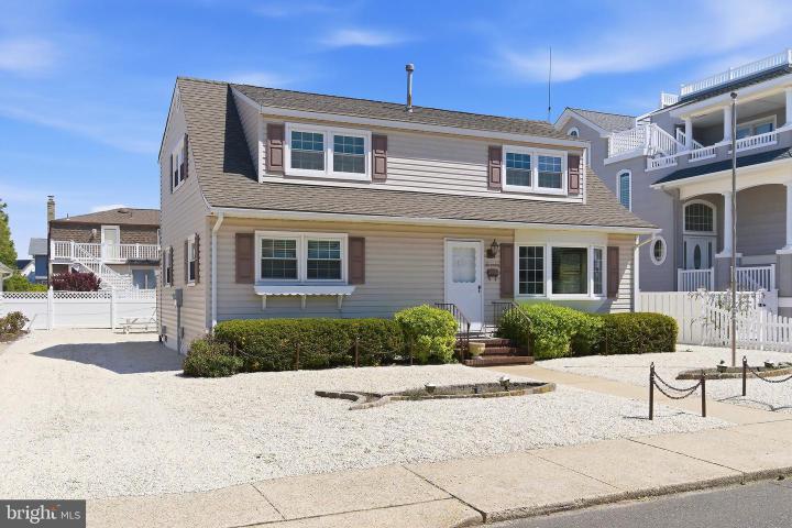 Photo of 17 W Ramapo Lane, Long Beach Township NJ