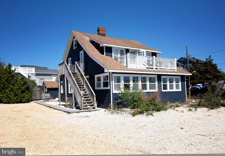 Photo of 717 N Central Avenue, Surf City NJ