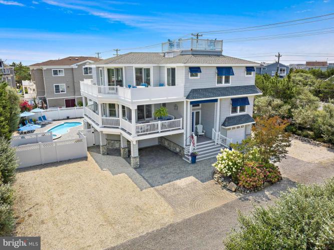 Photo of 51 Long Beach Blvd