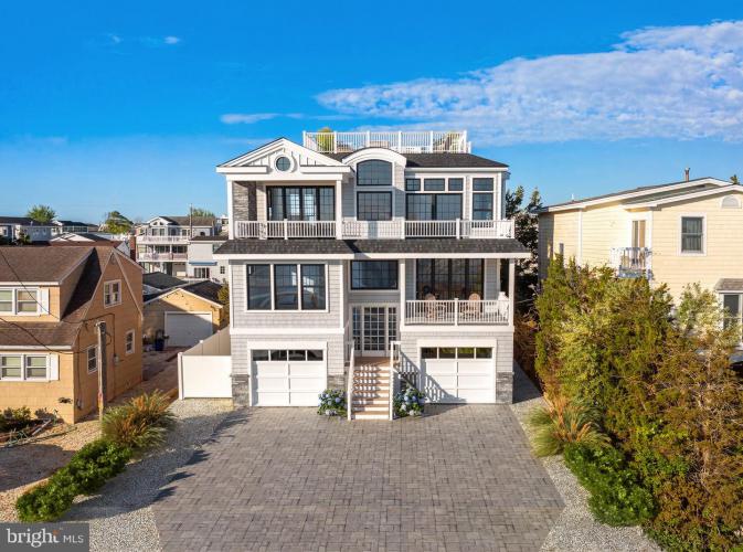 Photo of 268 N 12th Street, Surf City NJ
