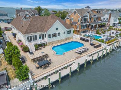 Photo of 264 Curtis Point Drive, Mantoloking NJ