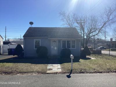 Photo of 131 Division Street, Toms River NJ