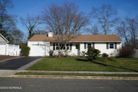 Photo of 627 Fawn Drive, Toms River NJ