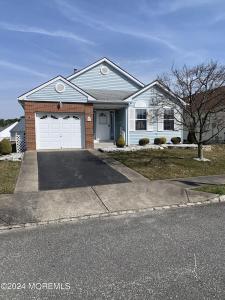 Photo of 38 Portsmouth Drive, Toms River NJ