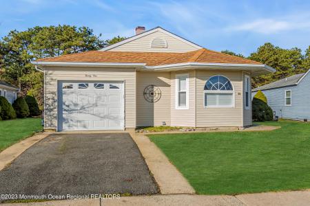 Photo of 21 Stockport Drive, Toms River NJ