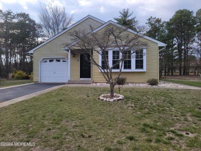 Photo of 2 Brookview Court, Whiting NJ