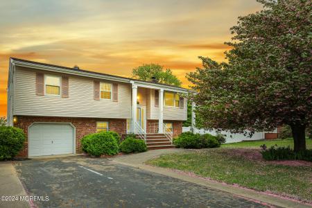 Photo of 117 Twin Rivers Drive, Toms River NJ