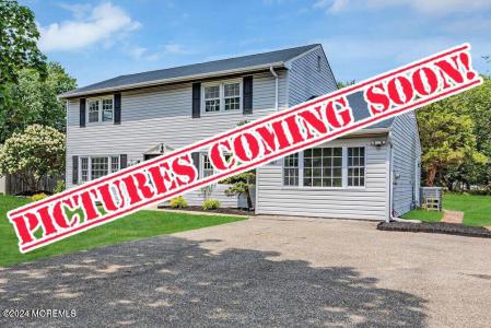 Photo of 406 Marc Drive, Toms River NJ