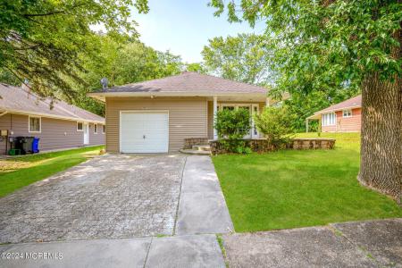 Photo of 1757 Mount Idenburg Lane, Toms River NJ