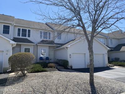 Photo of 33 Blue Heron Lane, Bayville NJ