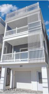 Photo of 1501 Central