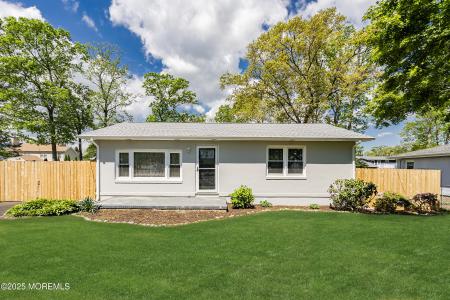 Photo of 918 Briar Avenue