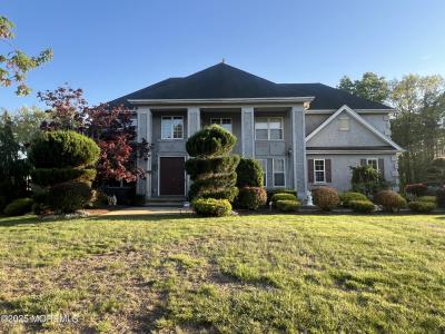 Photo of 27 Stonehenge Court, Jackson NJ
