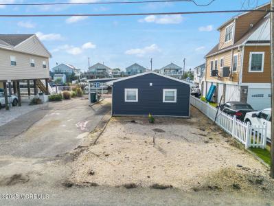 Photo of 129 S Captains Drive, Little Egg Harbor NJ