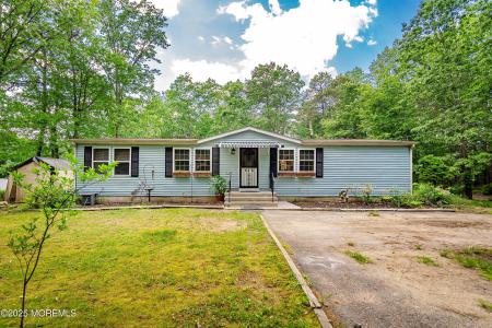 Photo of 846 Perrineville Road