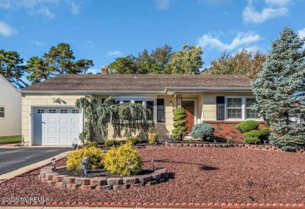 Photo of 266 Westbrook Drive, Toms River NJ